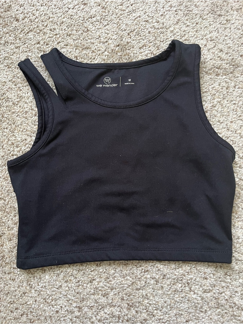 We Wander Shoulder Cutout Sports Bra, Women’s Size 12, Black